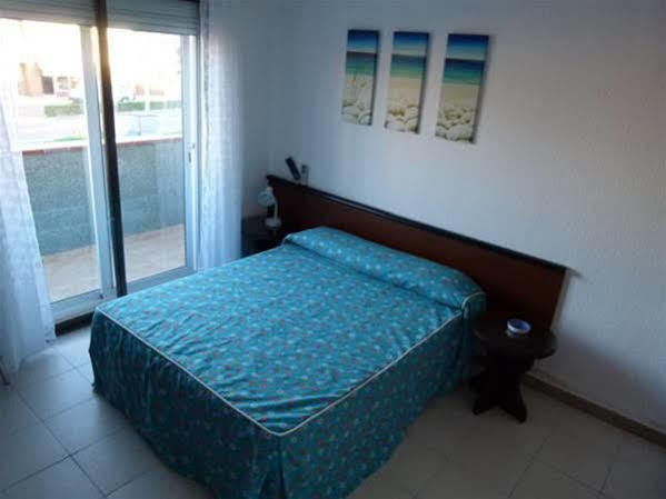 Hostal Pardo Miami Playa Extérieur photo